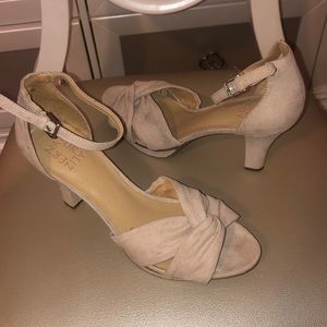 Size:8, Brand:Naturalizer, Worn: Once